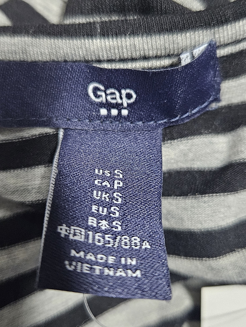 GAP Striped V-Neck Maxi Dress - Picture 3 of 8
